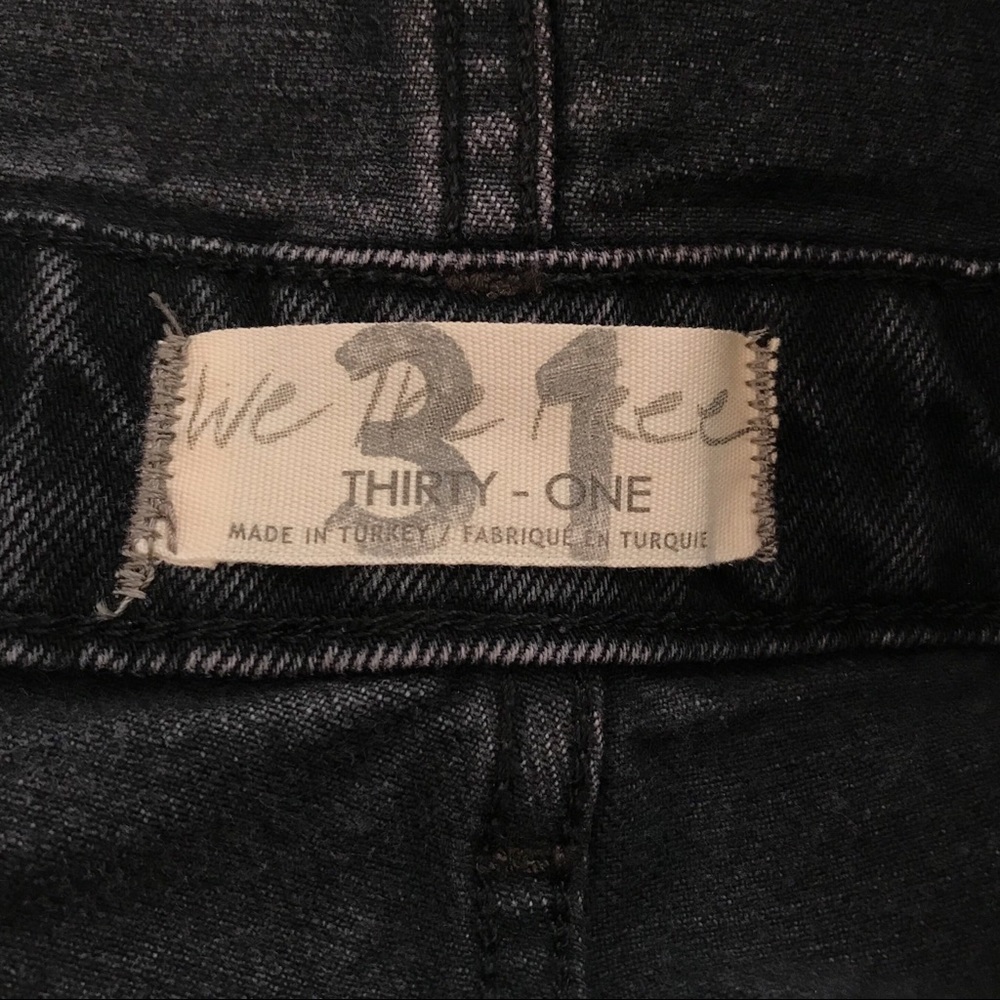 Free People Shelby Distressed Denim Overalls NEW - Picture 8 of 9